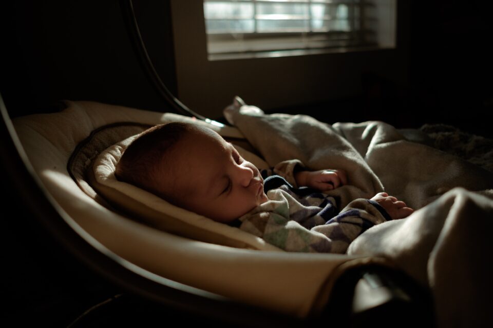 how to make baby sleep fast